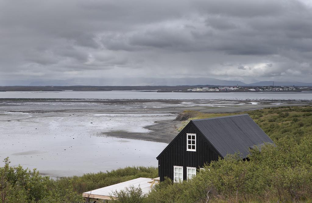 Black Timber House Borgarnes Bagian luar foto
